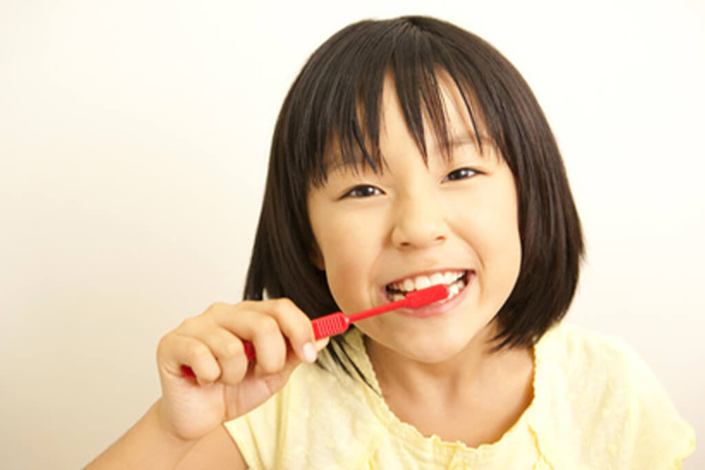 北九州市八幡東区・ばん歯科・矯正歯科・親子で笑顔になれる小児歯科をめざしています